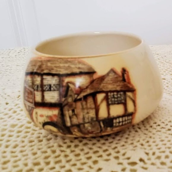 "The Jolly Drover" cream & sugar set - Picture 2 of 6